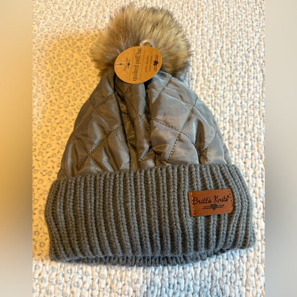 Britt’s Knits Quilted Puff Hat - Picture 1 of 6